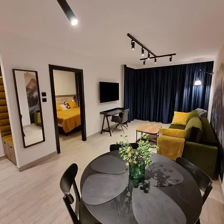 Hala Kamienicka Apartmán *